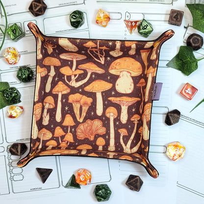 Mushrooms foldable dice mat S