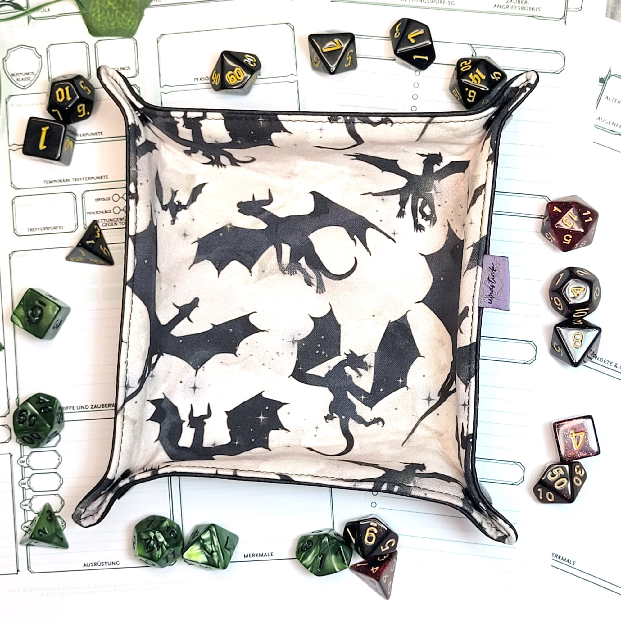 Dragons foldable dice mat S